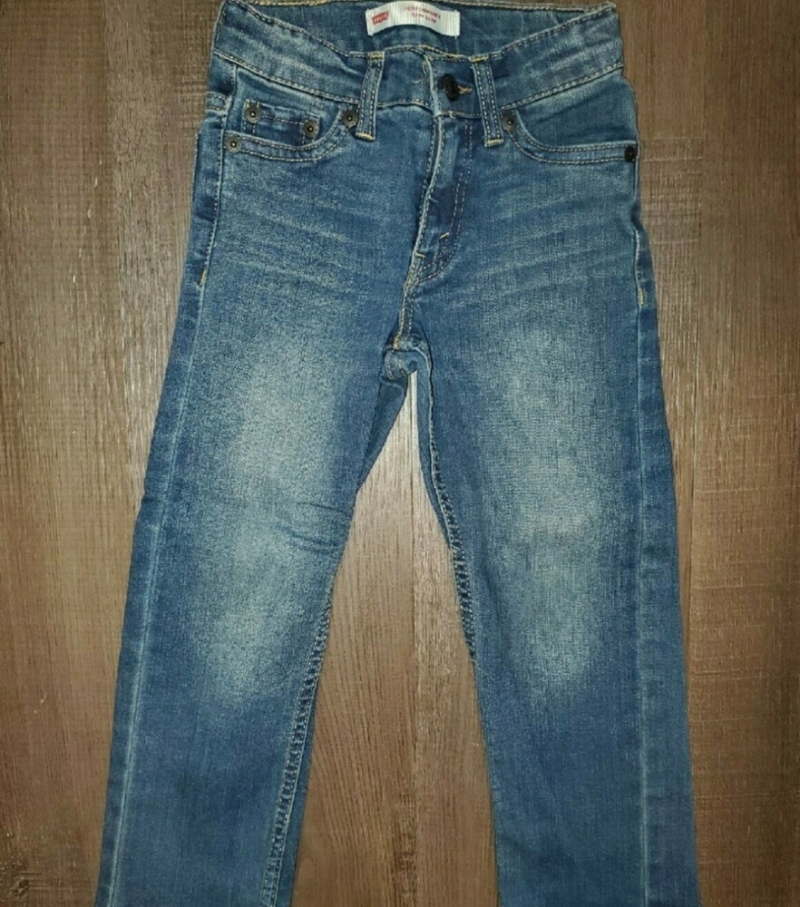 Medium wash boys 4T Levi's denim